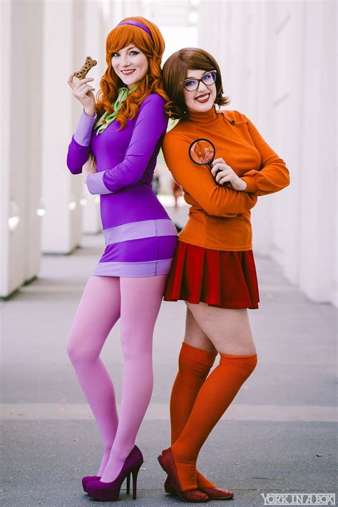 daphne and velma outfits